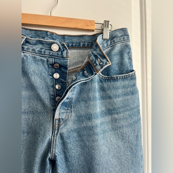 Levi’s 501 Jeans - Picture 3 of 9